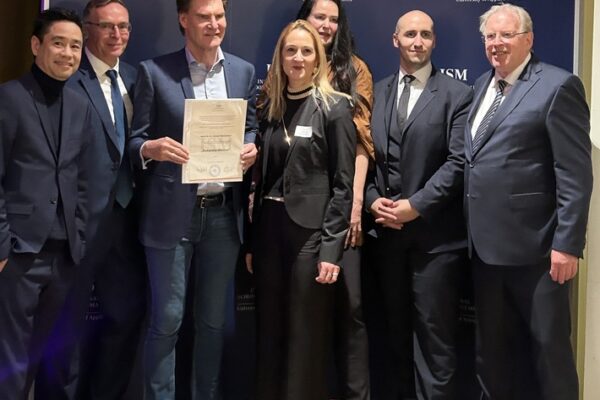 15 Jahre in den Karlshöfen: Der Münchener ISM-Campus fokussierte schon damals den Transfer / Die einzige private deutsche Wirtschaftshochschule mit AACSB-Siegel öffnete in München den dritten Campus