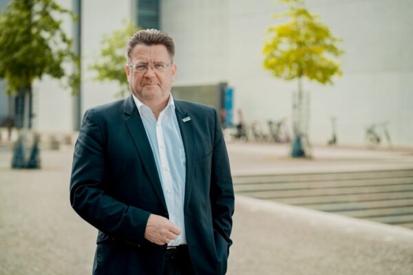 Stephan Brandner: Auch Asylwende fällt unter Merz aus – nächster Einflug von Afghanen steht bevor